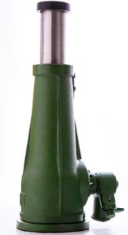 螺旋千斤頂助力上海新城飯店順利完成轉(zhuǎn)向工作